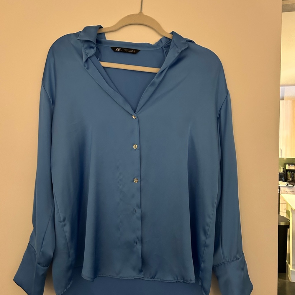 Zara Women's Sky Blue Satin Blouse